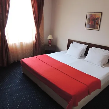 Solo Hotel 3*