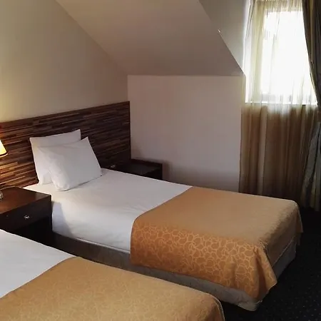 Solo Hotel