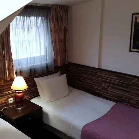 Hotel Solo